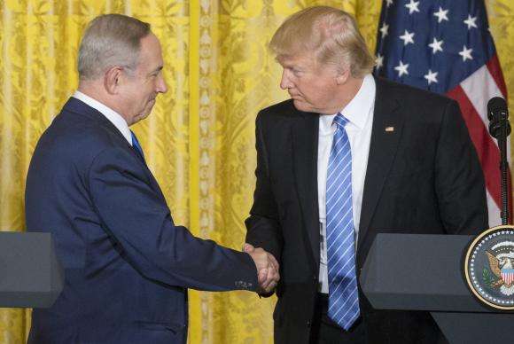 Washington – O presidente norte-americano Donald Trump recebeu ontem, na Casa Branca, o primeiro-ministro israelense, Benjamin Netanyahu