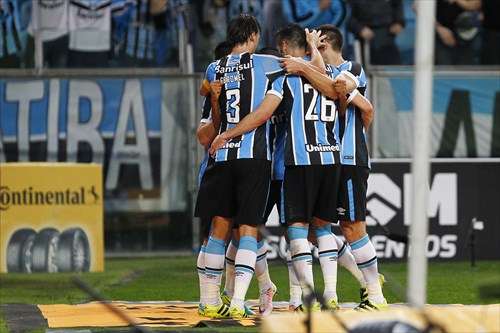 Grêmio venceu o Palmeiras e abriu vantagem para o jogo de volta