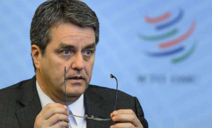Brasileiro Roberto Azevedo permanecerá por mais quatro anos na direção da OMC