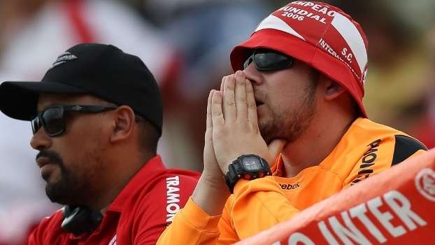 Torcedor do Internacional durante o jogo com o Fluminense na última rodada