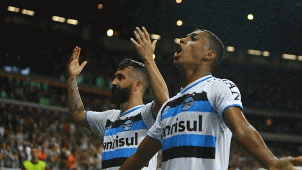 Grêmio venceu por 3 a 1 fora de casa