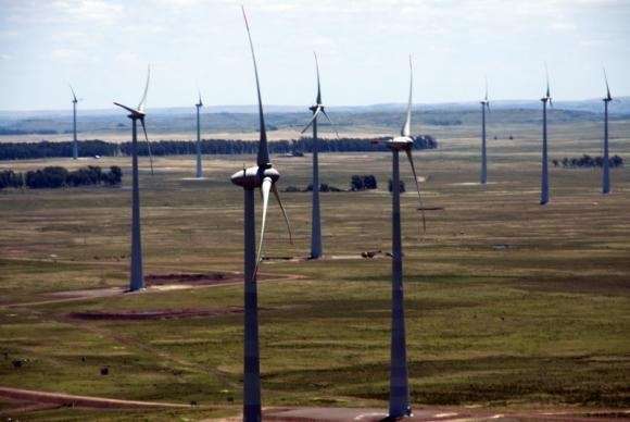 Capacidade instalada no País também aumentou, segundo o estudo: passou para mais de 140 mil MW