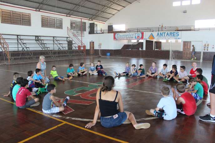 Alunos da EMEF Ireno Bohn durante a escolhinha