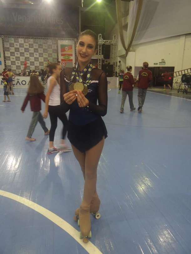 Patinadora Amanda Kroth, campeã brasileira na modalidade Solo Dance