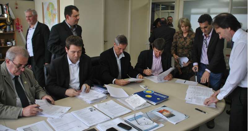 Assinatura de convênio com a FUNDERGS