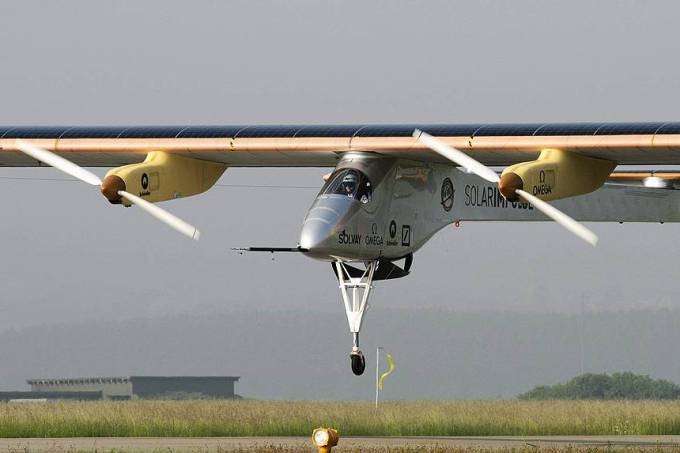 Quando aterrissar em Abu Dhabi, o Solar Impulse 2 terá percorrido mais de 40 mil quilômetros