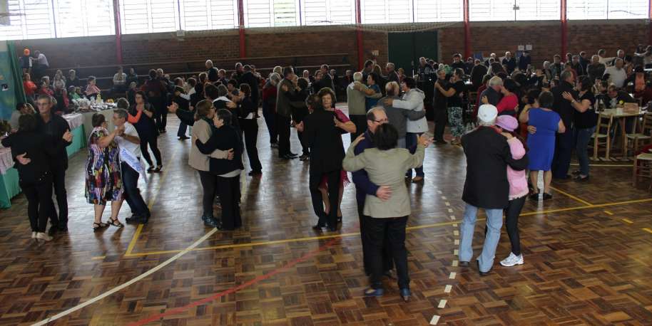 Baile