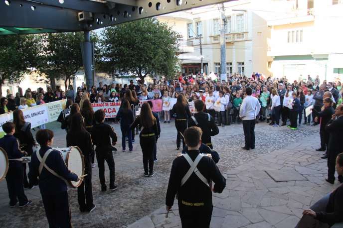 Caminhada Faça Bonito