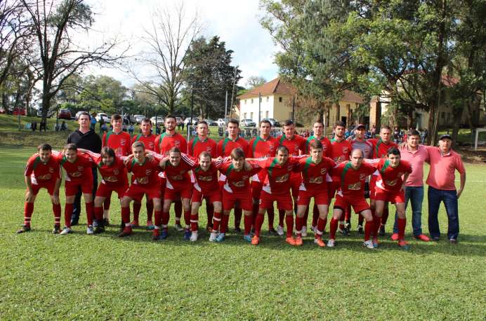 Campestre abriu vantagem, mas não conseguiu segurar o forte adversário