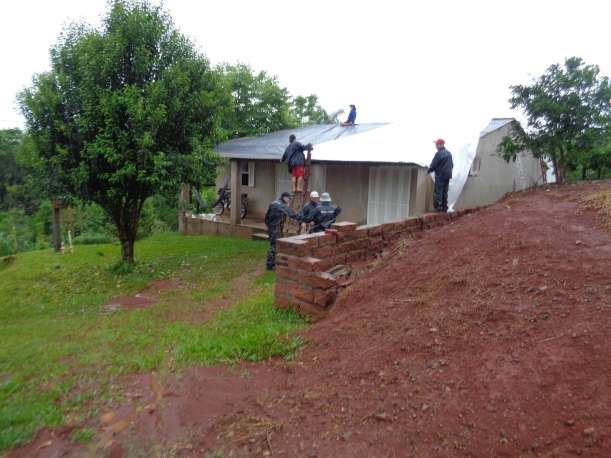 Casas destelhadas