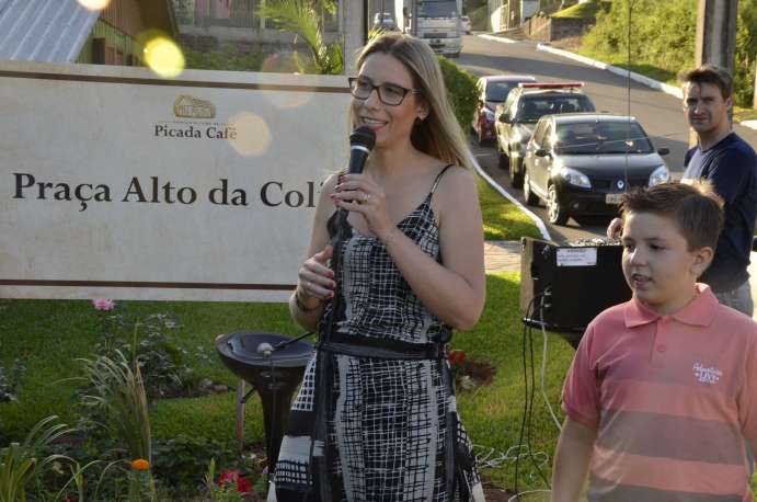 Praça Alto da Colina