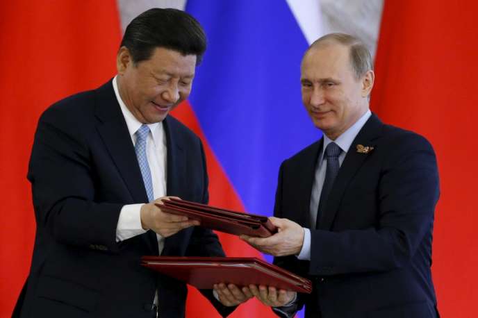 Presidentes da China, Xi Jinping e o presidente russo, Vladimir Putin