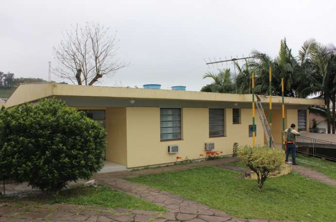 Cursos de artesanato são oferecidos, gratuitamente, aos salvadorenses