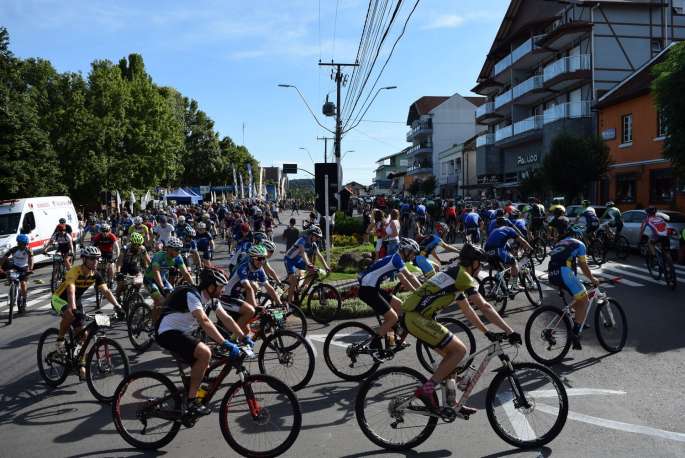 Largada do Mountain Bike