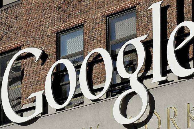 Inovação contínua e aumento de receitas com publicidade ajudaram Google a atingir o primeiro posto