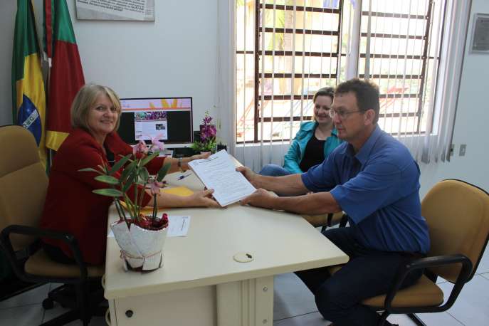 Entrega da LDO ao Legislativo