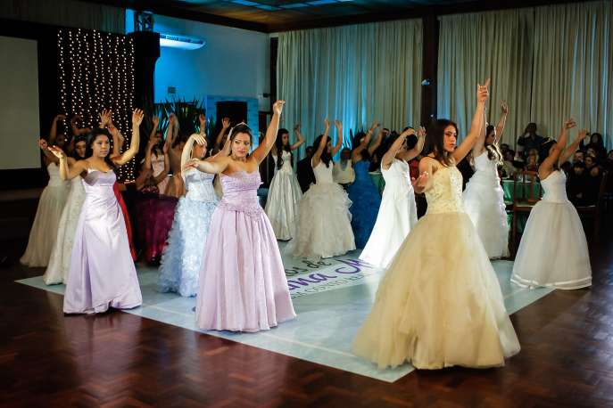 Terceira edição do projeto social Sonhos de Menina Moça