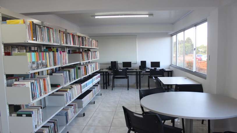 Espaço para pesquisa em computadores