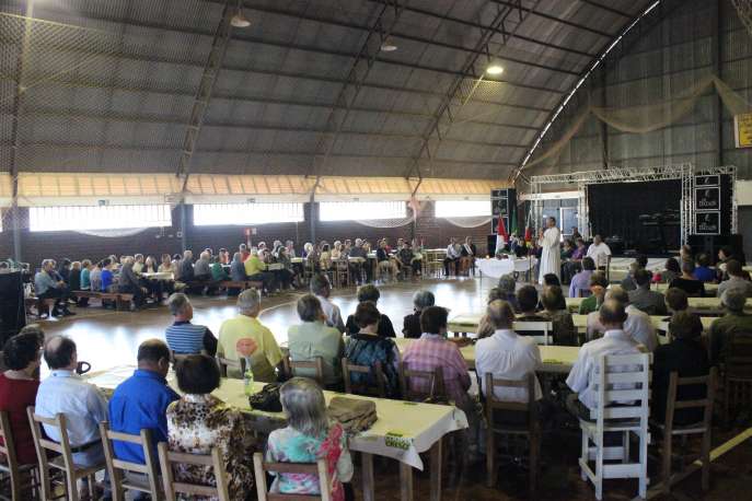 Festa de integração dos idosos em agosto