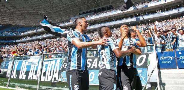Torcida do Grêmio bateu recorde de público na manhã deste domingo