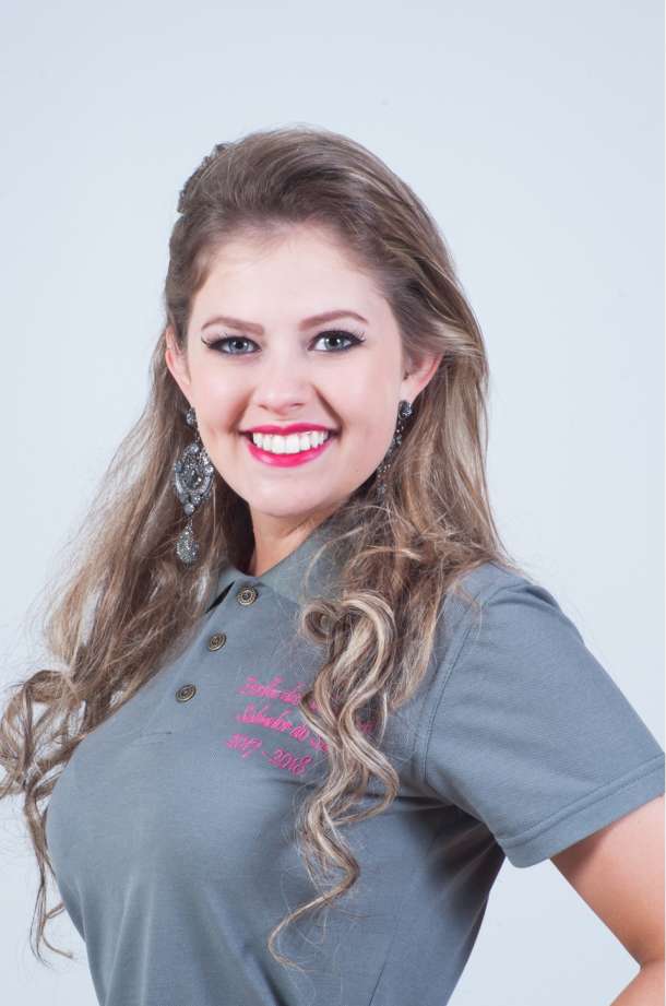 Iasminy Hensel – representa Tri Hotéis