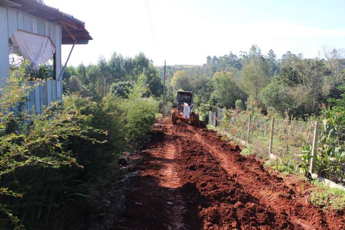 Melhorias na estrada Travessão dos Matthes