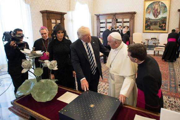 Papa recebe Donald Trump no Vaticano