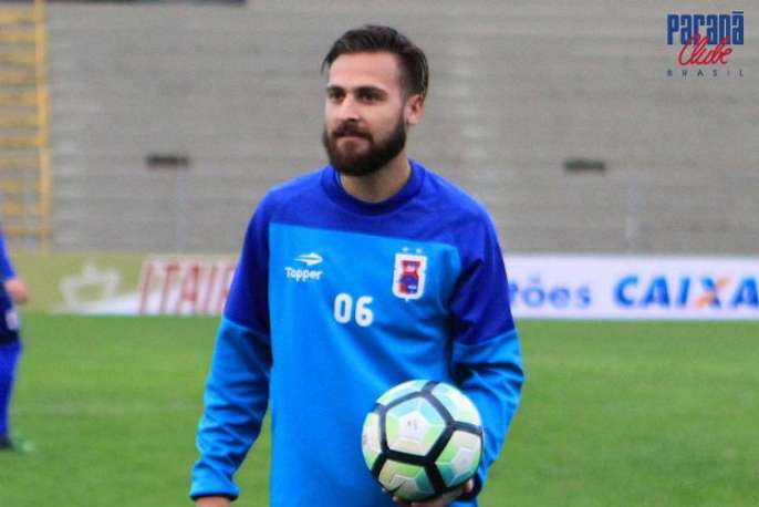 Meia chegou ao Paraná em janeiro e fez oito partidas pelo clube