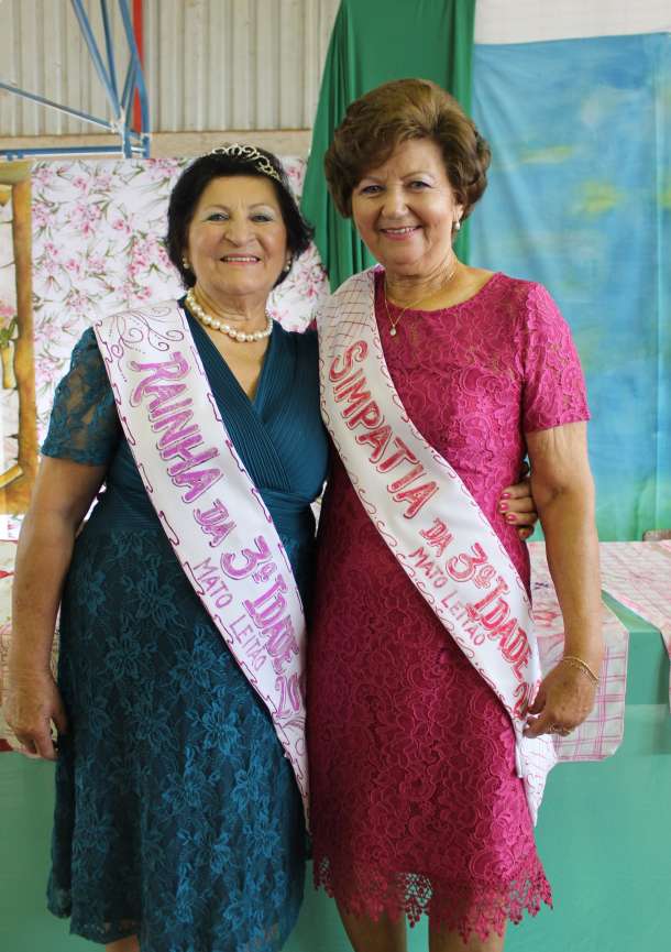 Rainha da Terceira Idade Guisela Kroth e Simpatia Iria Schuster