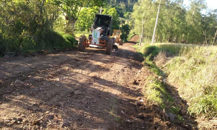Recuperação da Estrada Travessão