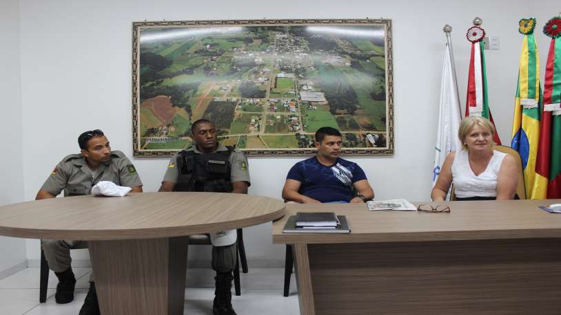 Reunião sobre segurança pública
