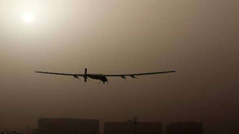 Avião Solar Impulse 2 funciona exclusivamente com energia solar