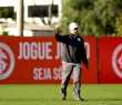 Roth comandando treinamento no Internacional