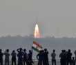Indianos acompanham lançamento da Mangalyann, como é conhecida a missão Mars Orbiter Mission (MOM)