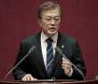 Presidente sul-coreano Moon Jae-in discursa na Assembleia Nacional em Seul